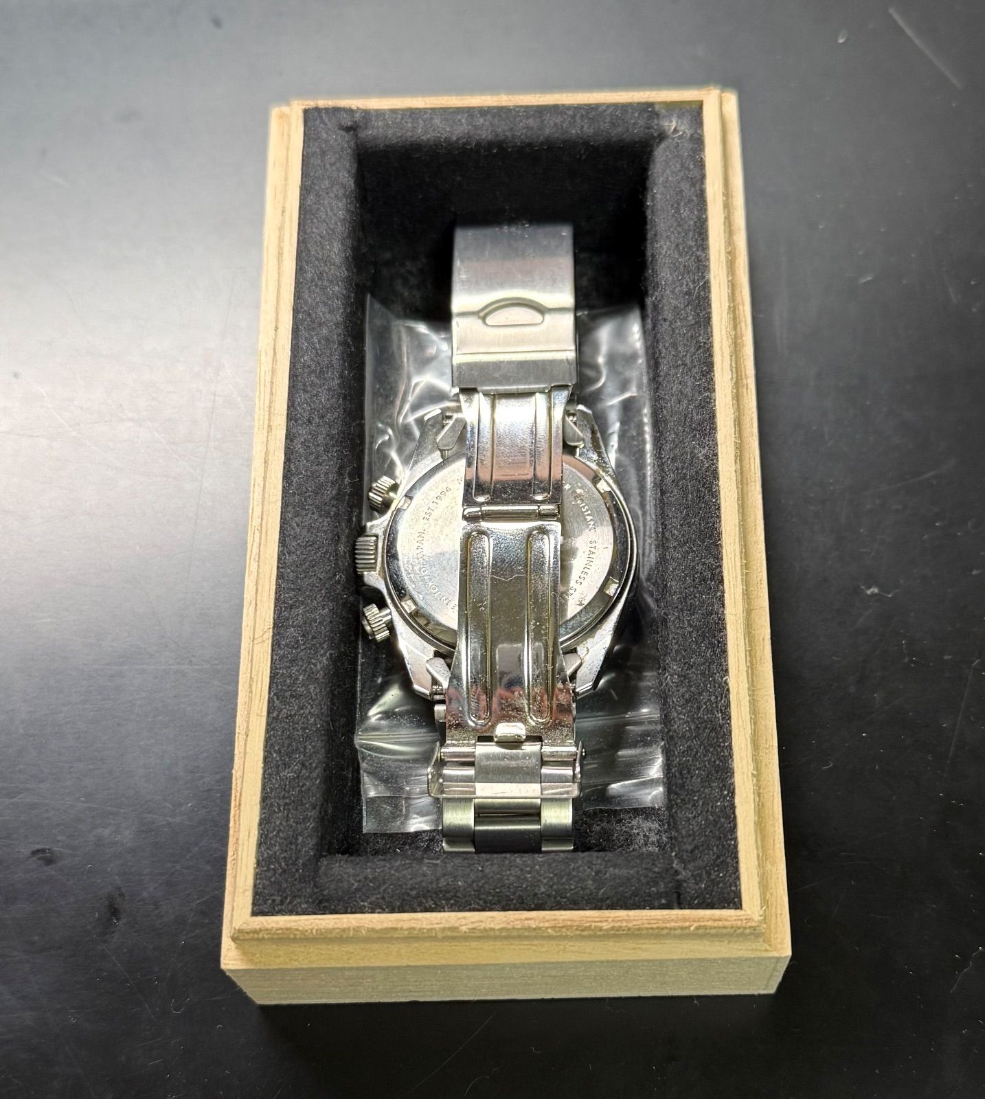 CUNE ウサギグラフうでどけい 腕時計 キューン シルバー ブラック