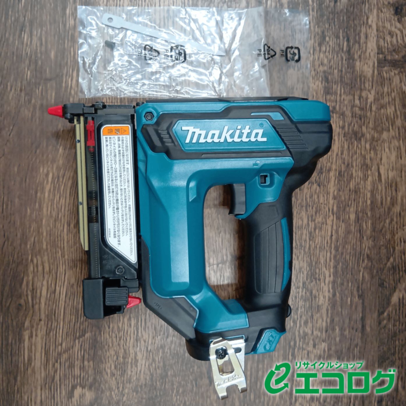 マキタ Makita 10.8 V PT 354 D 本体のみ 充電式ピンタッカ