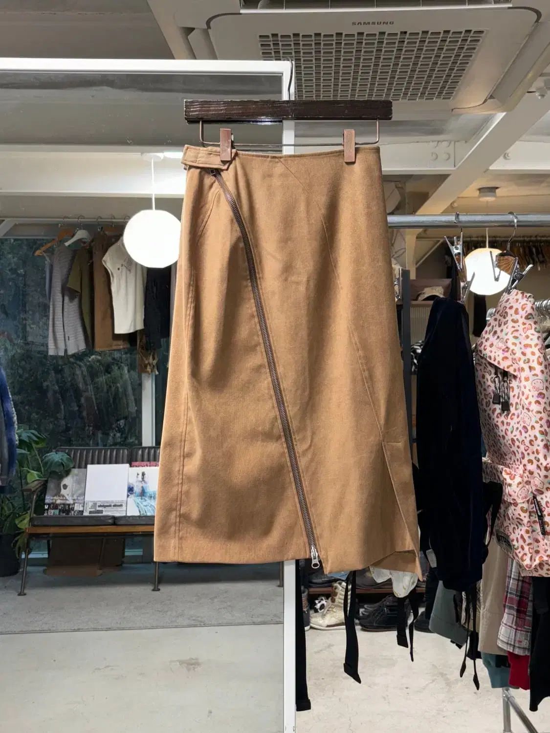 ヒロコ ビス アシメントリー スカート