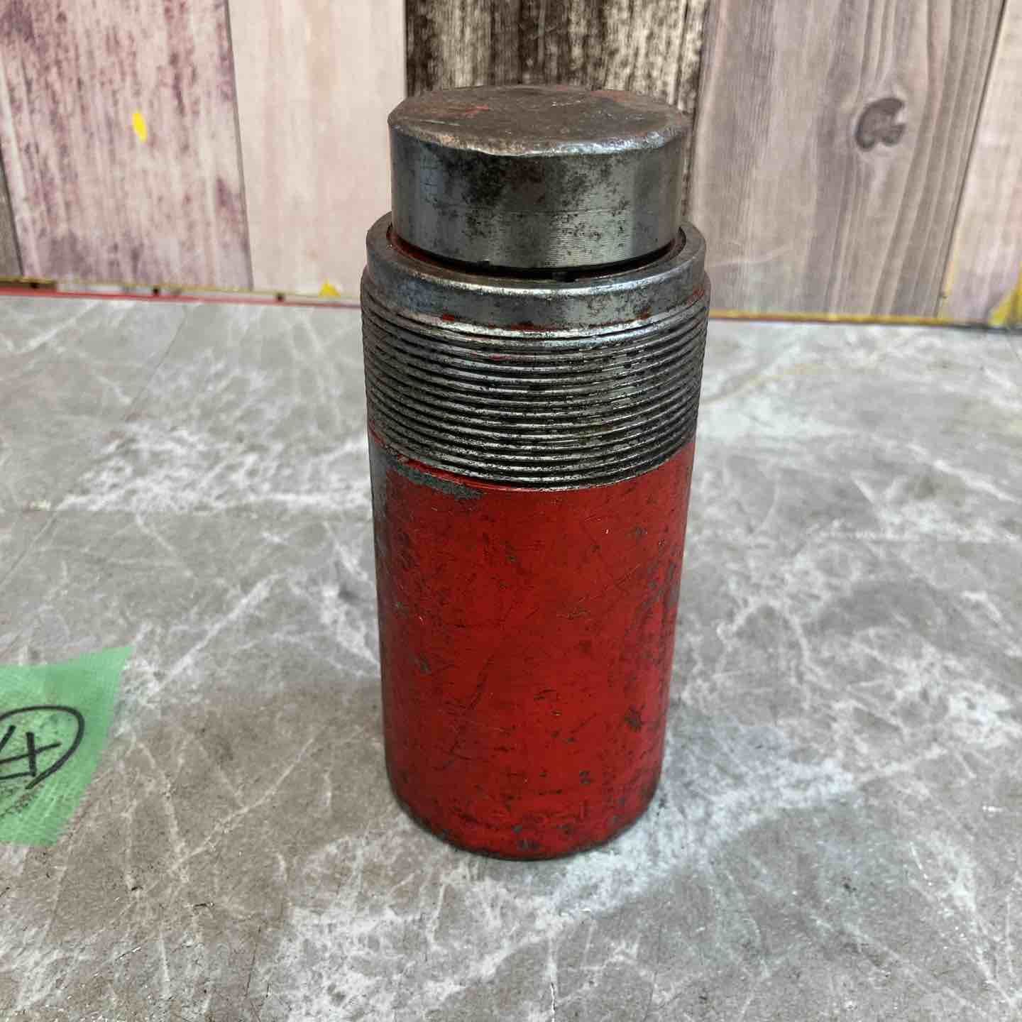 理研 油圧ジャッキ