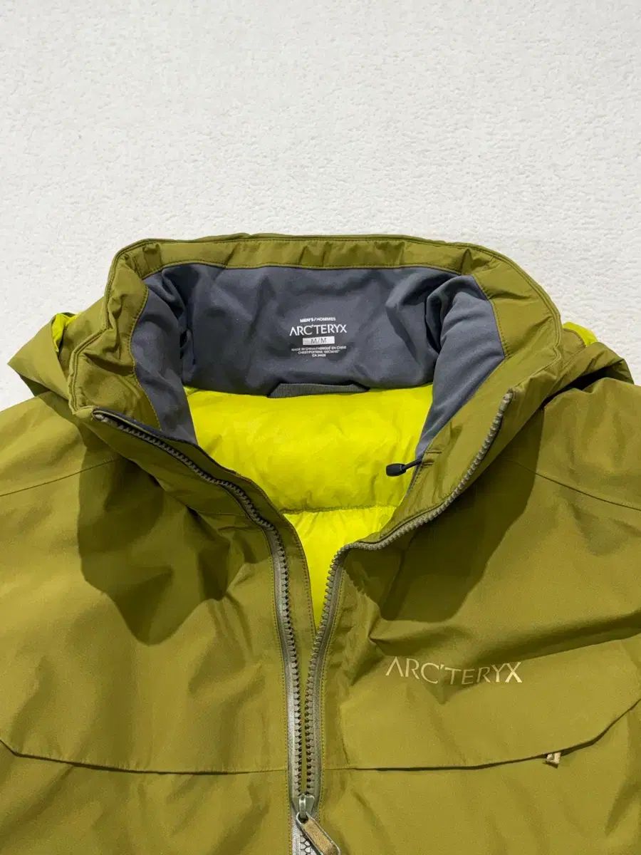 アークテリクス マカイ ゴアテックス ダウン ジャケット M 100