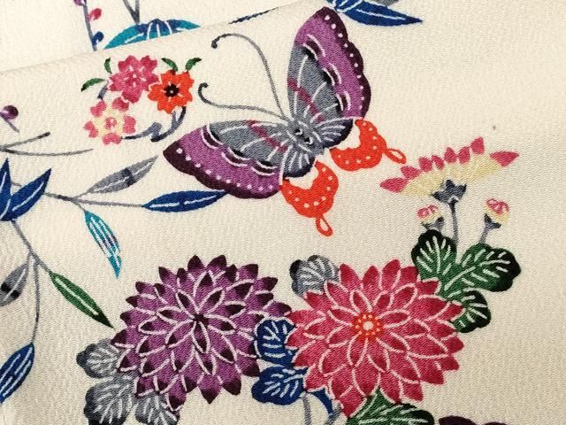 平和屋着物□上質な小紋 型染め 舞蝶枝花文 鬼しぼ縮緬 正絹 逸品