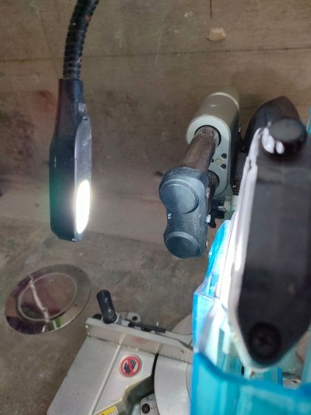 ◎マキタ 充電式スライドマルノコ18