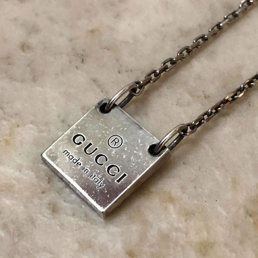 GUCCI グッチ スクエア プレート ネックレス Ag925 - メルカリ