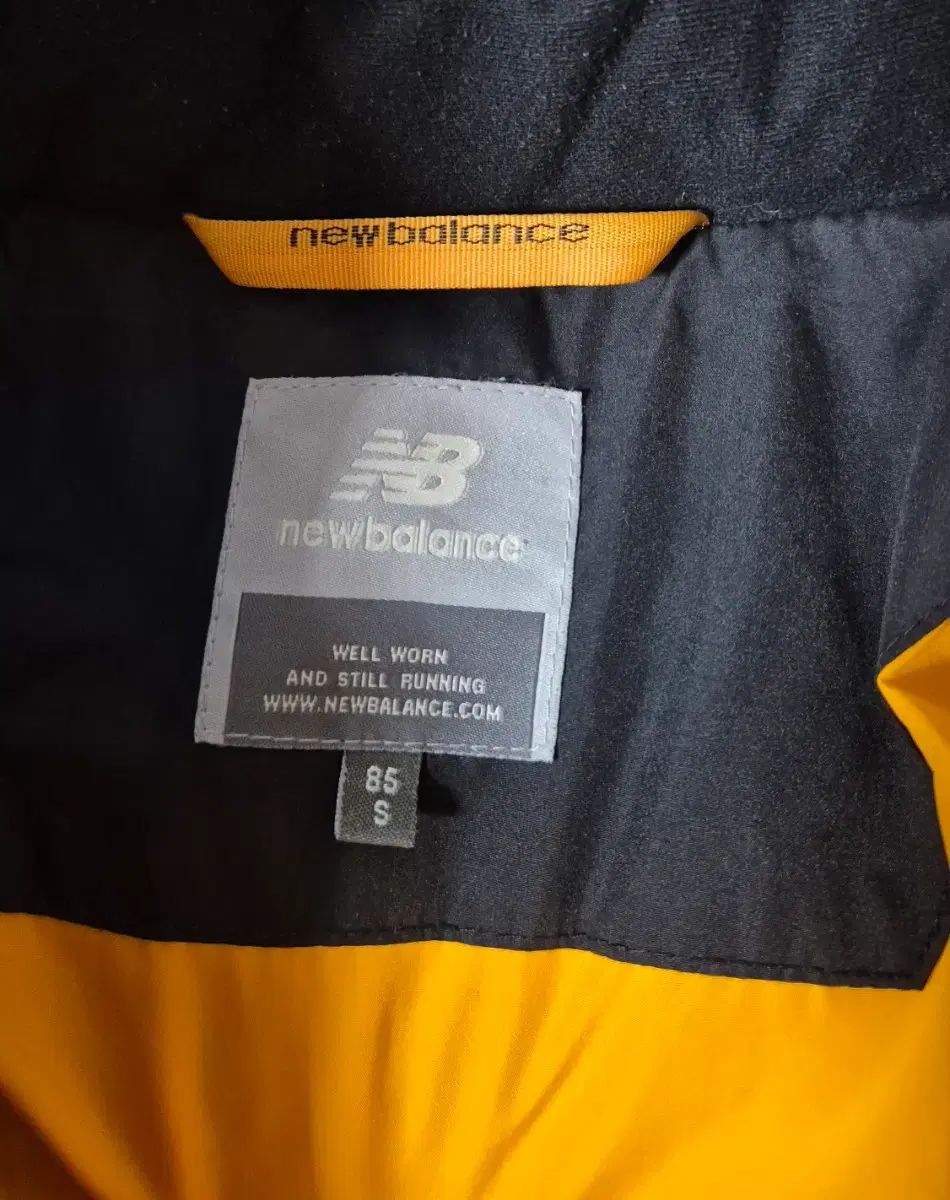  ニュー ンス 빵빵한 ダウン アウター 85 S サイズ その他 ジャケット ブルゾン