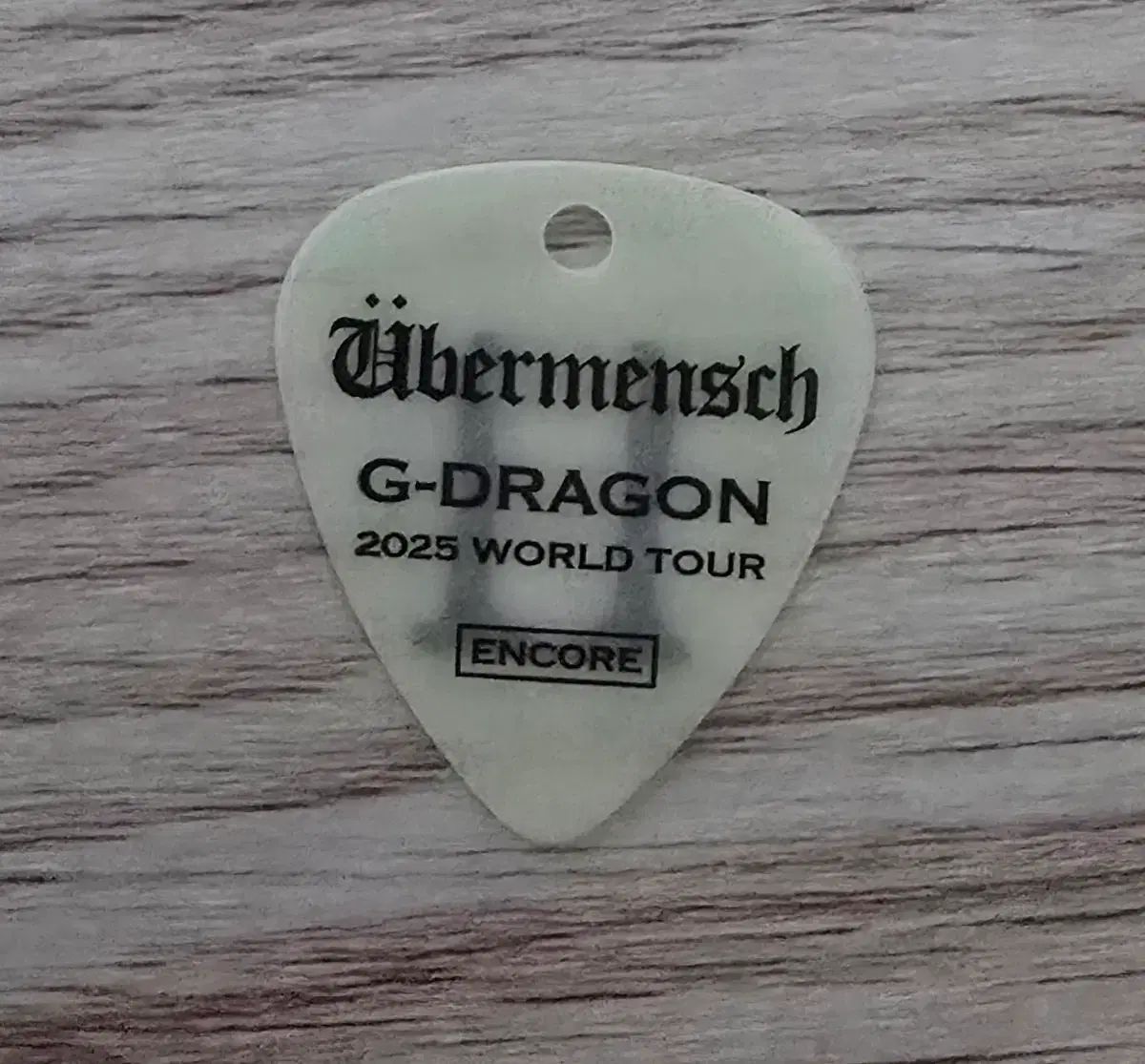 G DRAGON ジードラゴン アンコールコンサート ギターピック