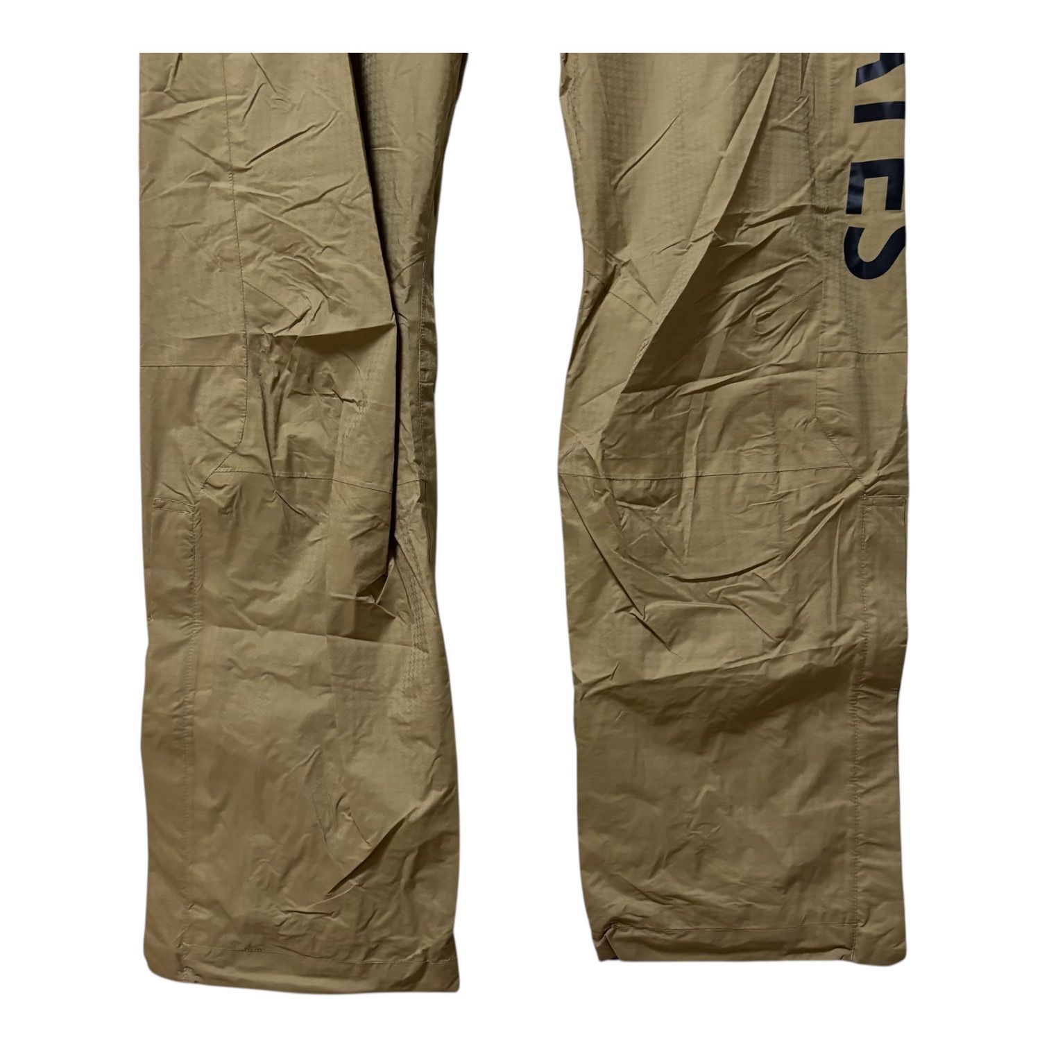 【新品タグ付】パーリーゲイツ レインパンツ ロゴ ゴルフ ニコちゃん ベージュ MN4 【タグ付き新品】PEARLY GATES パーリーゲイツ ゴルフパンツ ロゴ