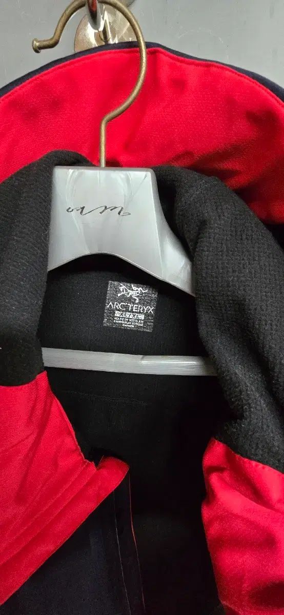 ARC TERYX アークテリクス ネイビー|レッド|ブルー フードジップアップ ジャケット