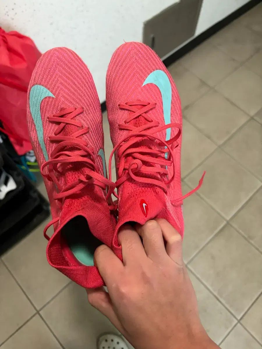 ナイキ ズーム マーキュリアル スーパーフライ 10 エリート FG ハイ トップス クリート アンバー コメント