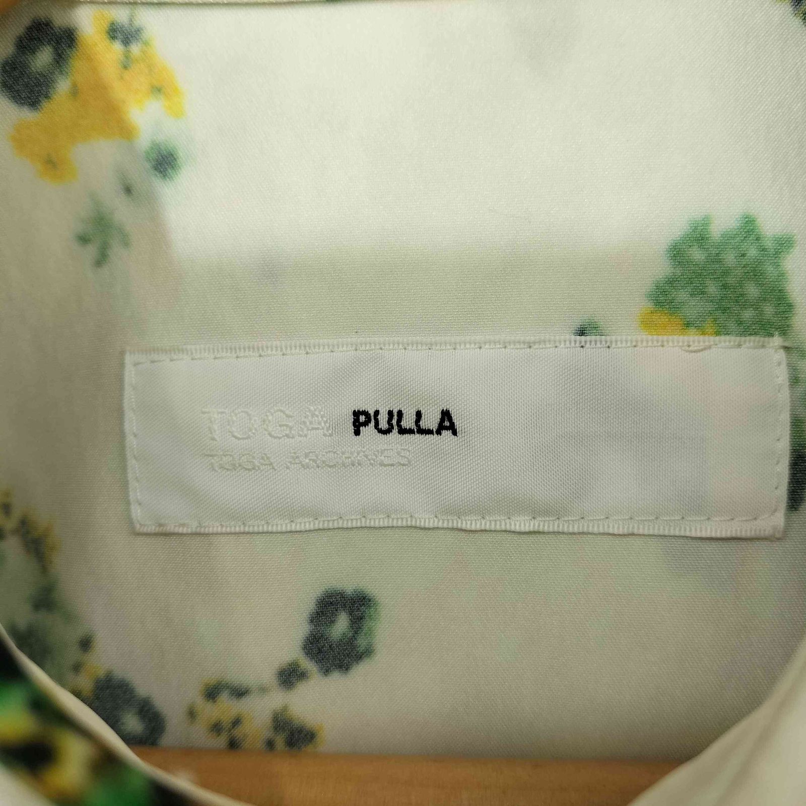 トーガプルラ TOGA PULLA 花柄ウエスタンシャツ レディース JPN：38