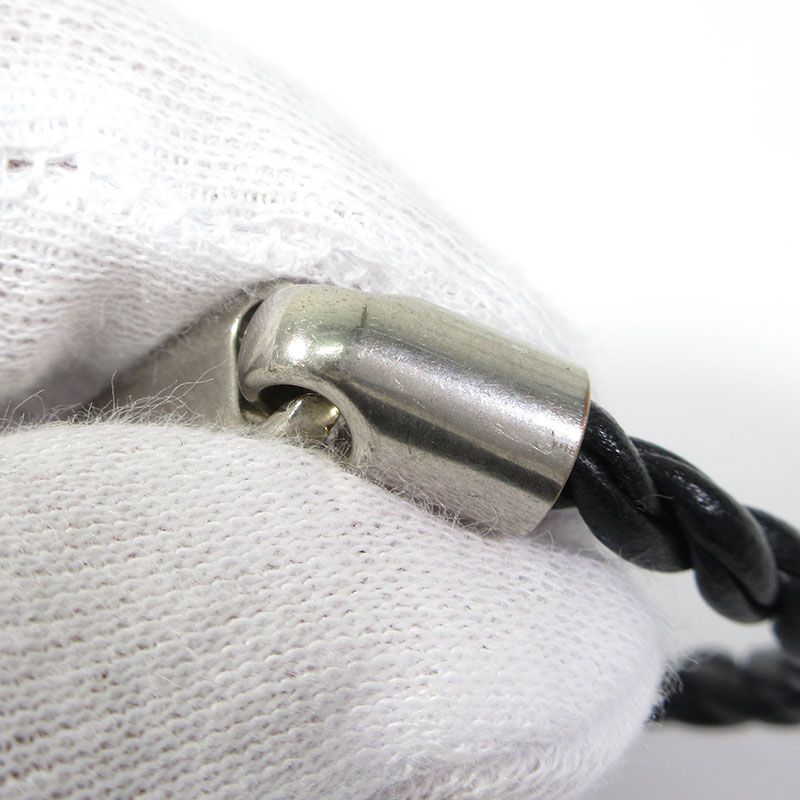 シルバー ブラック