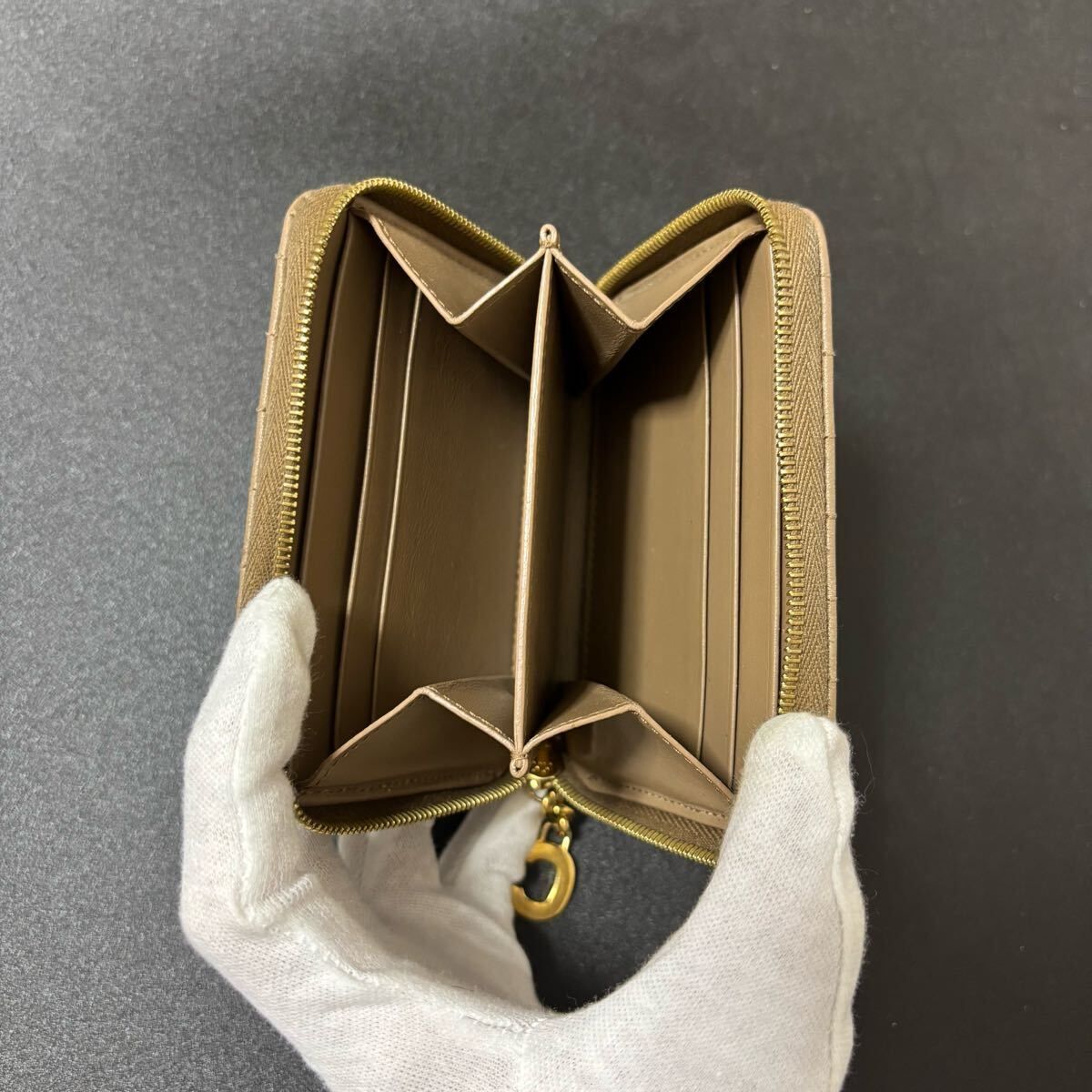 p67 CELINE セリーヌ キルティング レザー 短 財布 コインケース