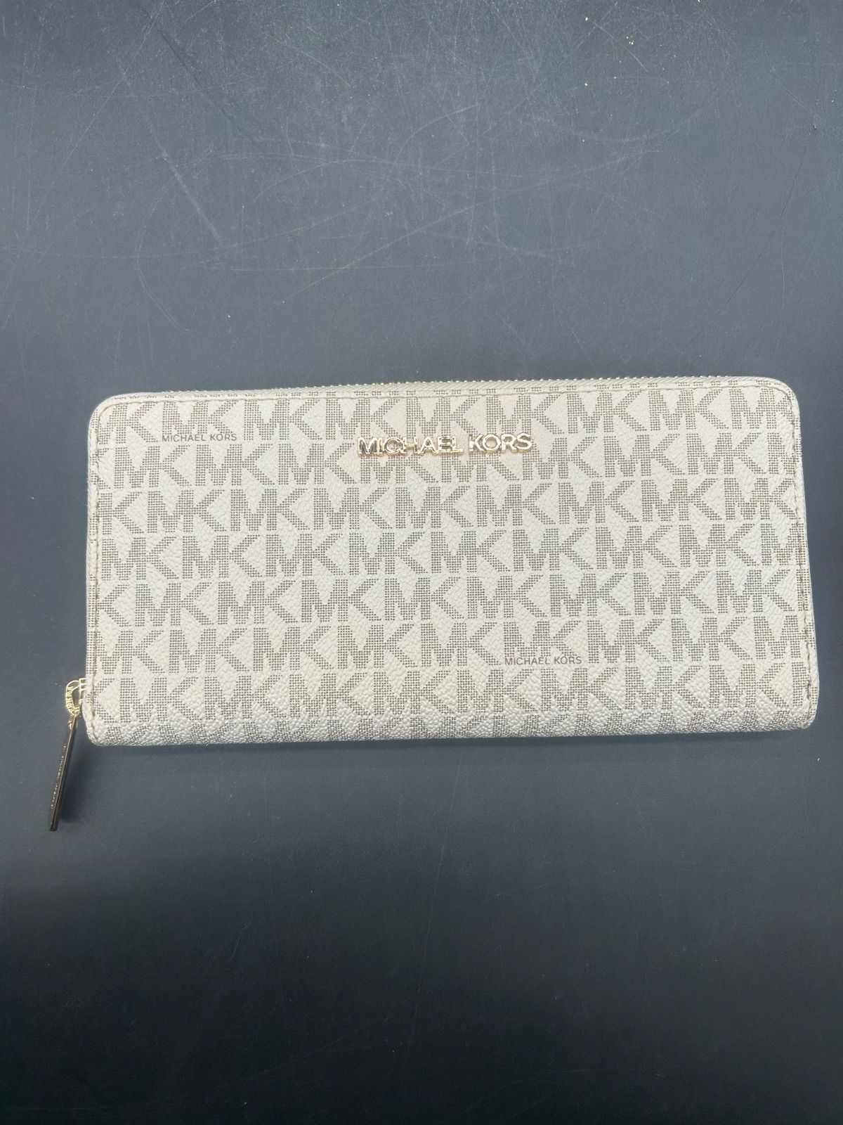 𝓐086【美品】MICHAEL KORS マイケル・コース 長財布 - メルカリ