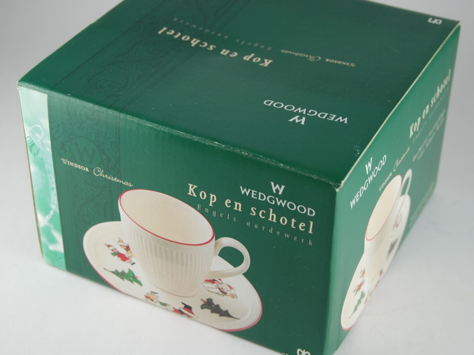  保管 WEDGWOODウェッジウッド WINDSORCRISTMASウィンザー カップ＆ソーサー ティーカップ ソーサー コーヒー ティーカップ