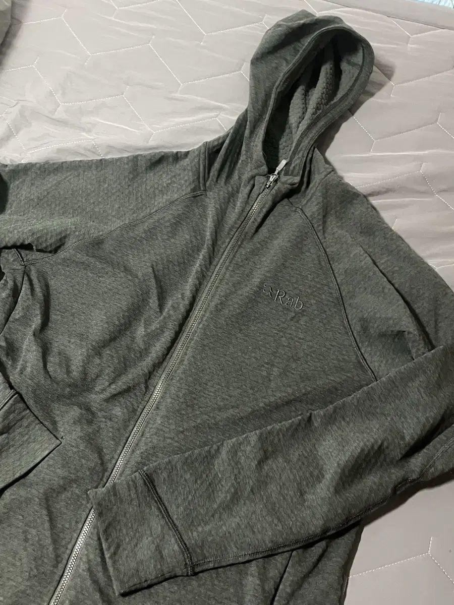 Rab ネック サス WHO ブラック ミドル レイヤー XL