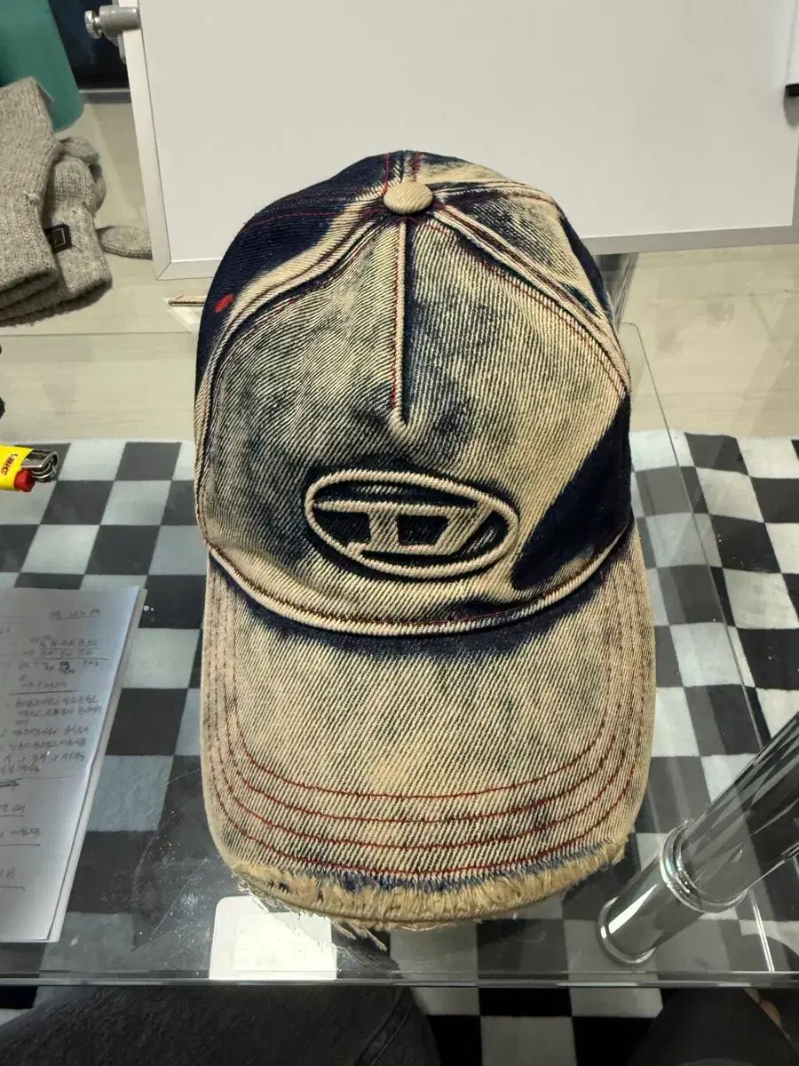 DIESEL セイモン ベースボールキャップ