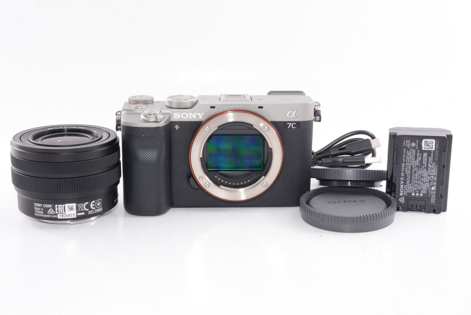  外観特上級 ソニー α7 C レンズキット シルバー ILCE 7 CL S ミラーレス一眼 デジタルカメラ