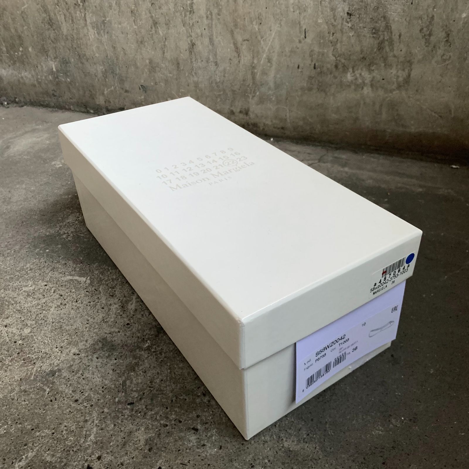 MAISON MARGIELA Tabi S58WZ0042 ホワイト クリーム 36 メゾン