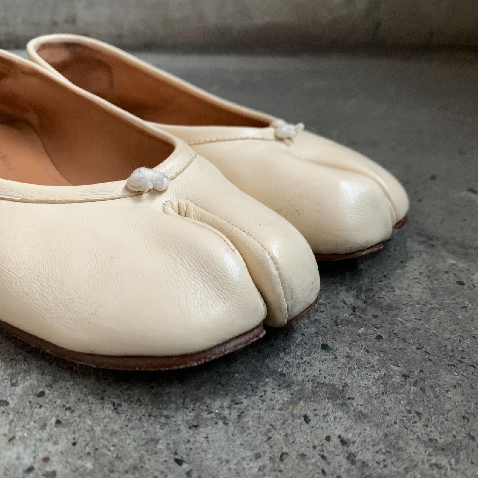 MAISON MARGIELA Tabi S58WZ0042 ホワイト クリーム 36 メゾン