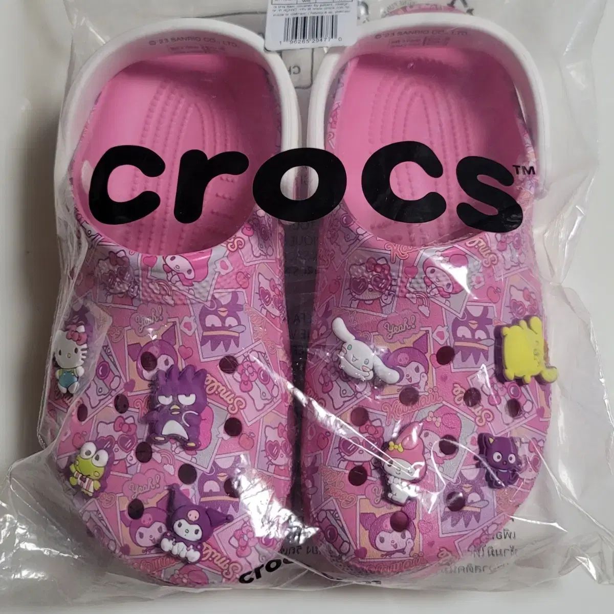 クロックス ハローキティ＆フレンズ クラシック クロッグ Sanrio ピンク 250