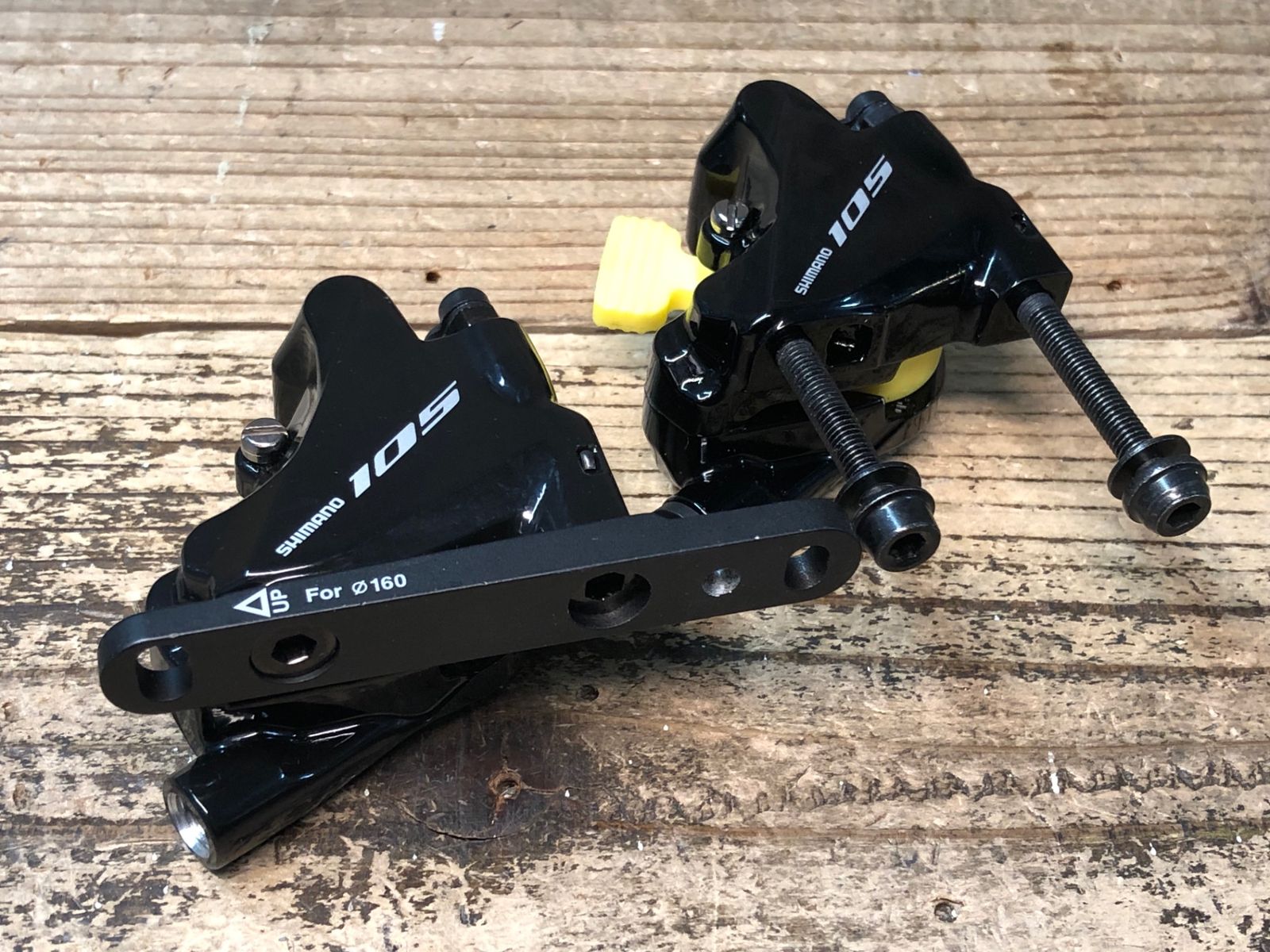 JQ 307 シマノ SHIMANO 105 BR R 7070 ディスクブレーキ キャリパー 前後セット