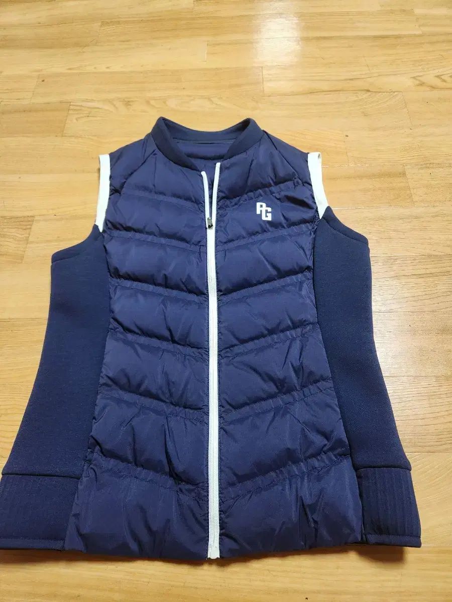 パーリーゲイツ グースダウン ゴルフ ダウンベスト