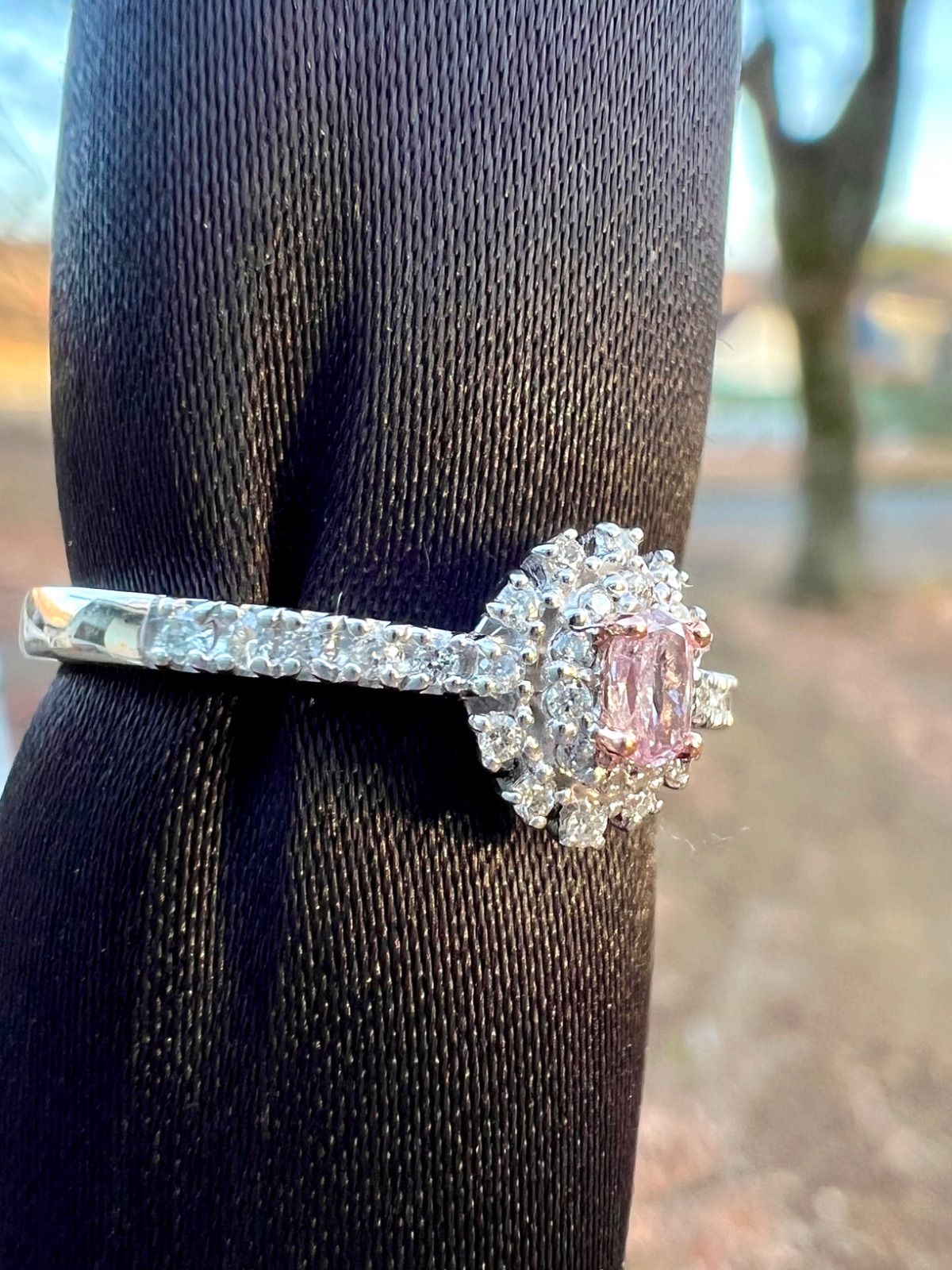 天然ピンクダイヤモンドリング CGLソーティング付属