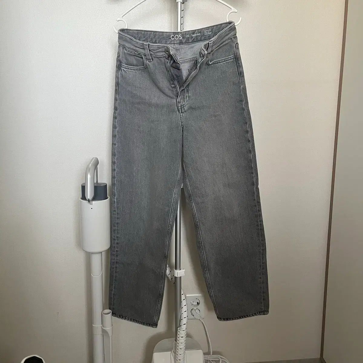 COS テーパード デニム グレー COLOR 25 サイズ