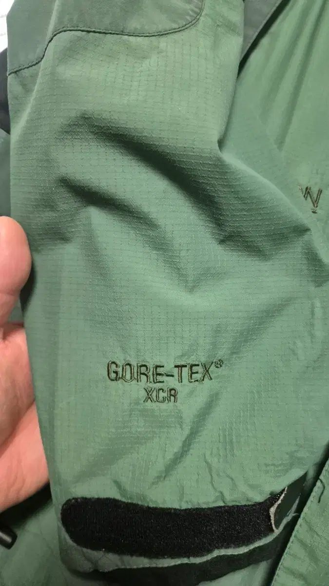 ダークグリーン GORE