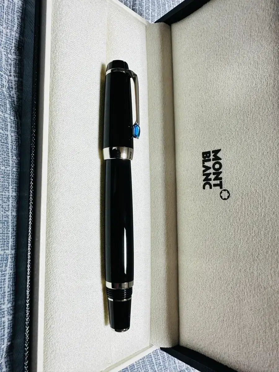 MONT BLANC ボヘム サファイア ローラーボール プラチナ シルバー 水性ペン ほぼ