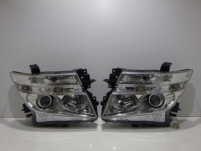 エルグランド ヘッドライト左右 HID E52 PNE52 前期 100-23009 S2