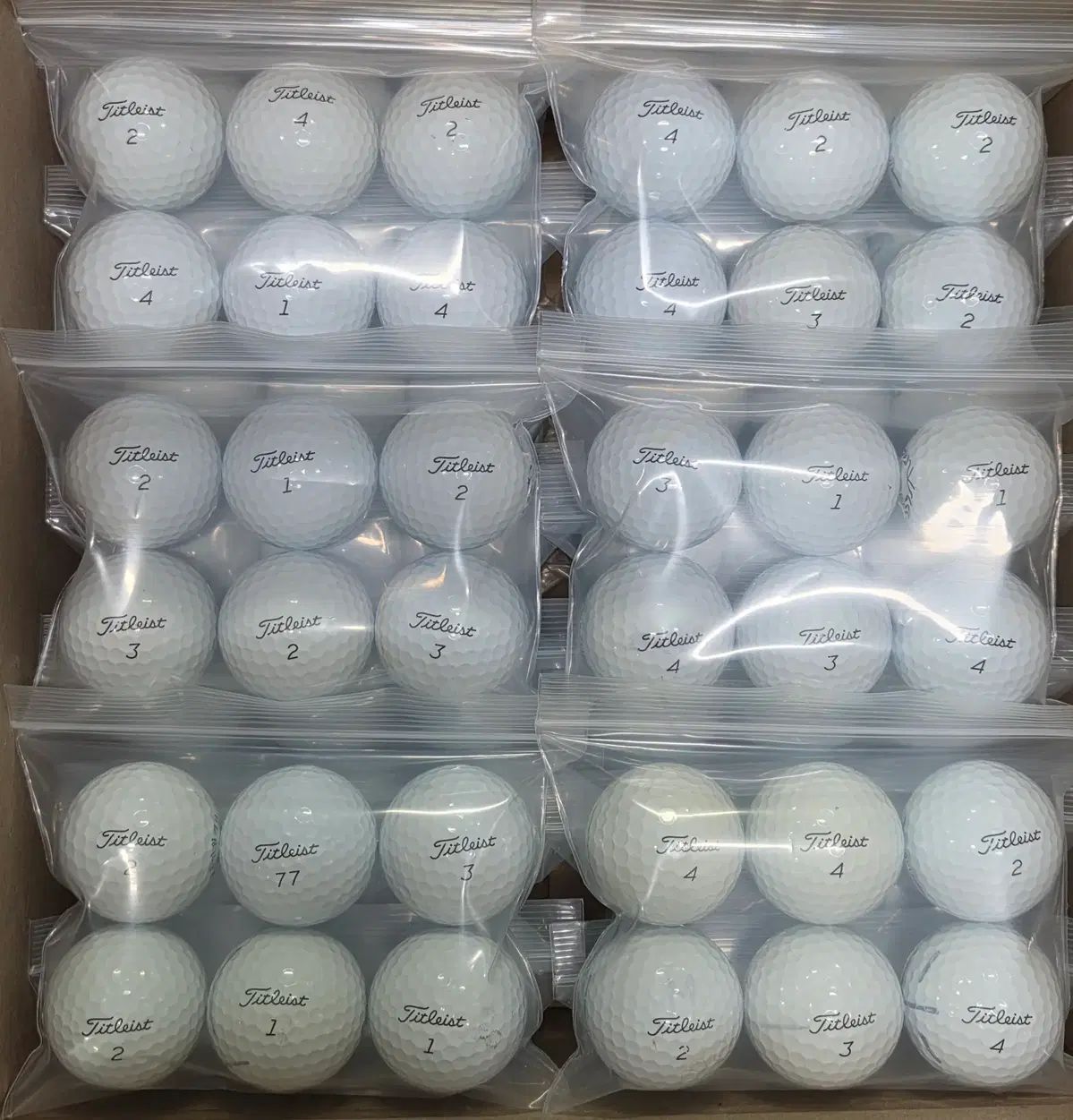 タイトリスト v1 白 ロストボール 3ピース 120球 ゴルフボール 送料無料※メルカリshop取引では対象外