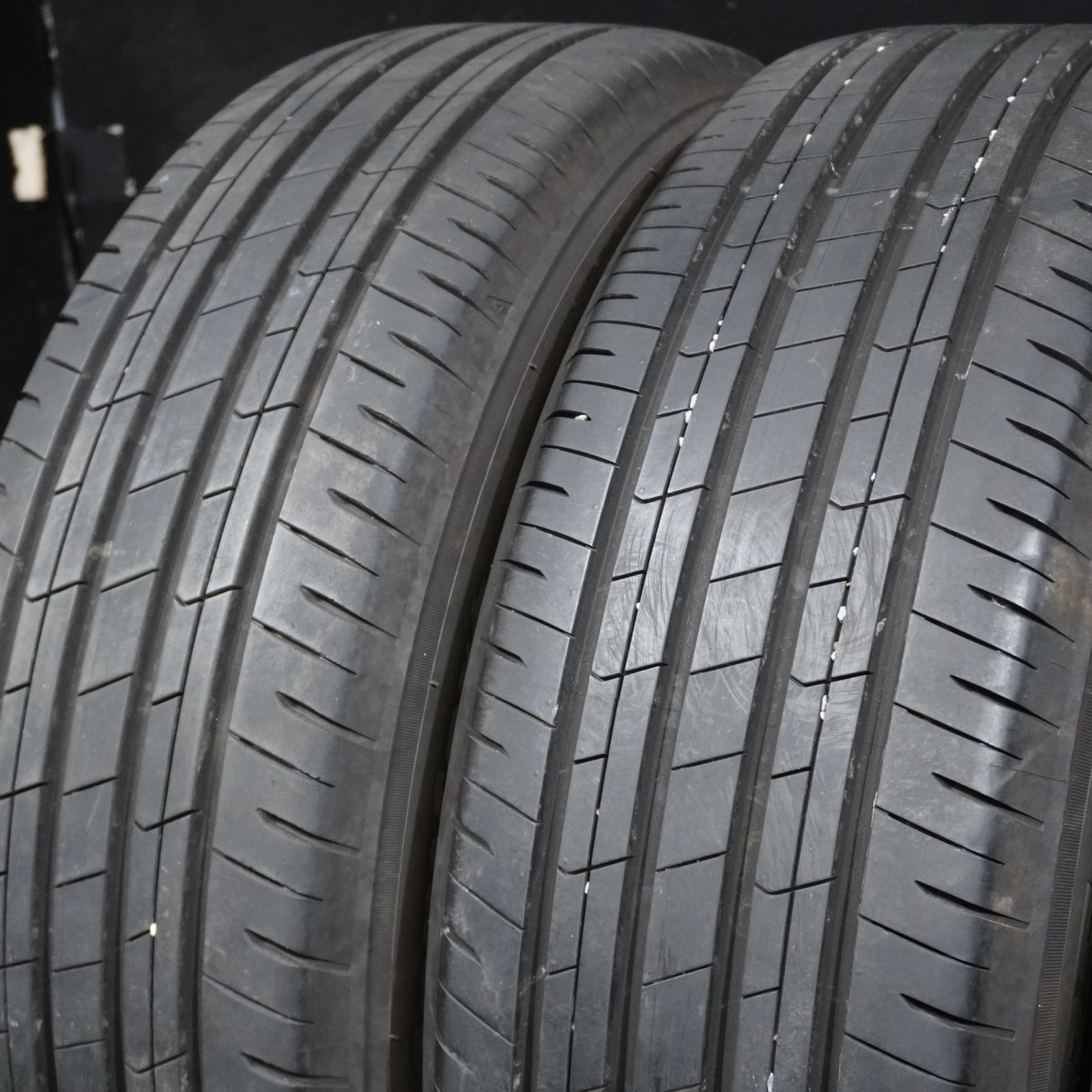 25年製 超バリ山 TOYO プロクセスコンフォート 225 60 R 18 4本 アルファード ハリアー RAV 4等