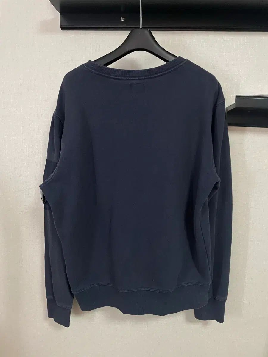 C.P. COMPANY ネイビー クルーネックスウェット C.P. Company レンズ