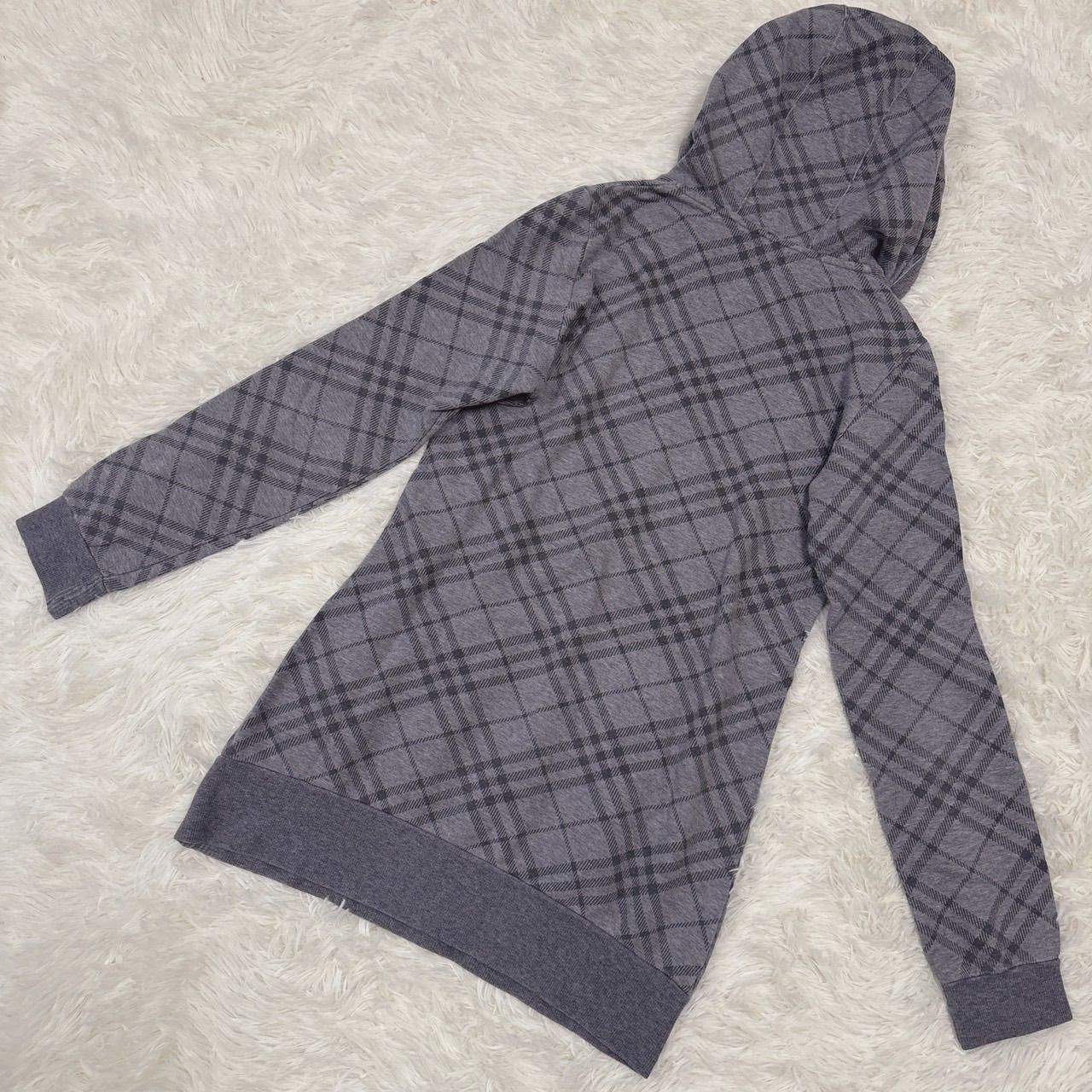 BURBERRY ブルーレーベル グレー パーカー 38 BURBERRY BLUELABEL バーバリーブルーレーベル ノバチェックロング