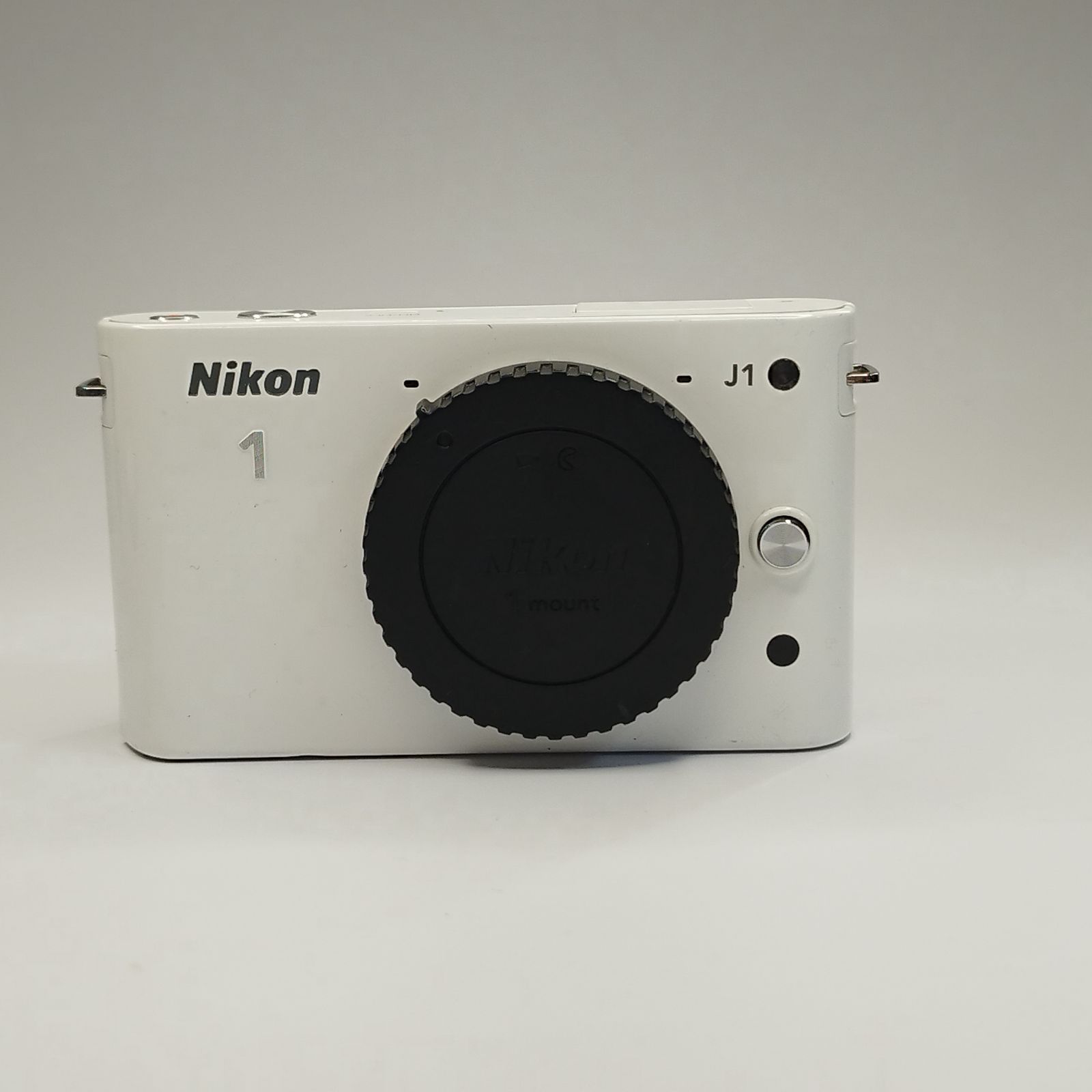 Nikon 1 J1 ホワイトレンズ付　バッテリー、充電器なし動作未確認 Nikon 1 J1 ホワイトレンズ付 バッテリー、充電器なし動作未確認 Nikon