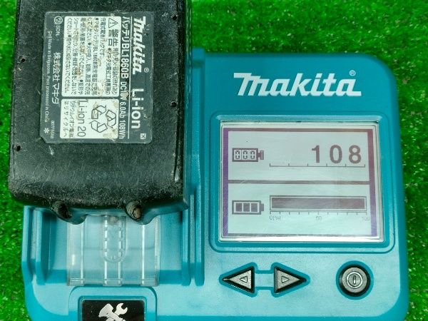  ◎マキタ インパクトドライバ 黒 18 V 6 Ah マキタ バッテリ2本 充電器 ケース付 内部オーバーホール済み インパクトドライバー ドライバー