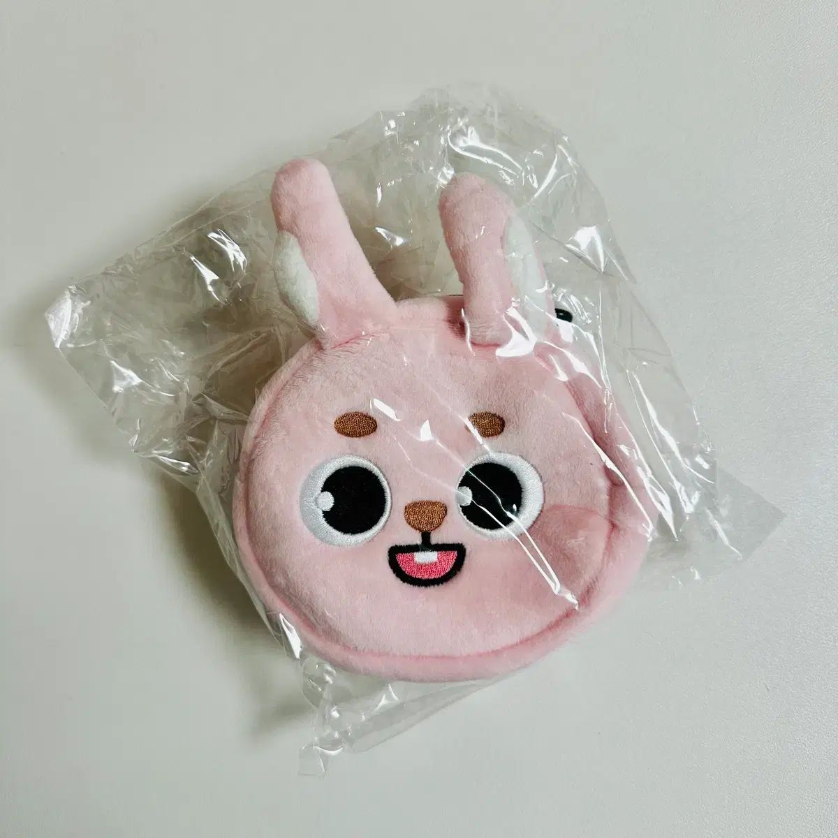 新品♡DAY6.ウォンピル.フェイスポーチ.PIL.デニマルズ.wonpil 未開封 デニマルズ(DENIMALZ) ウォンピル(WONPIL) フェイス ポーチ