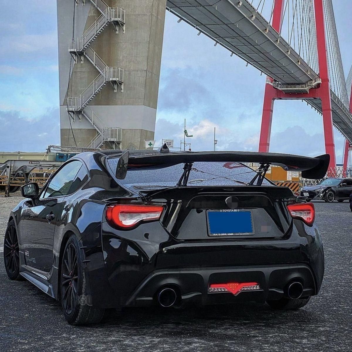 送料無料】トヨタ 86/GT86 スバル BRZ 対応 GTウイング 大型リア 