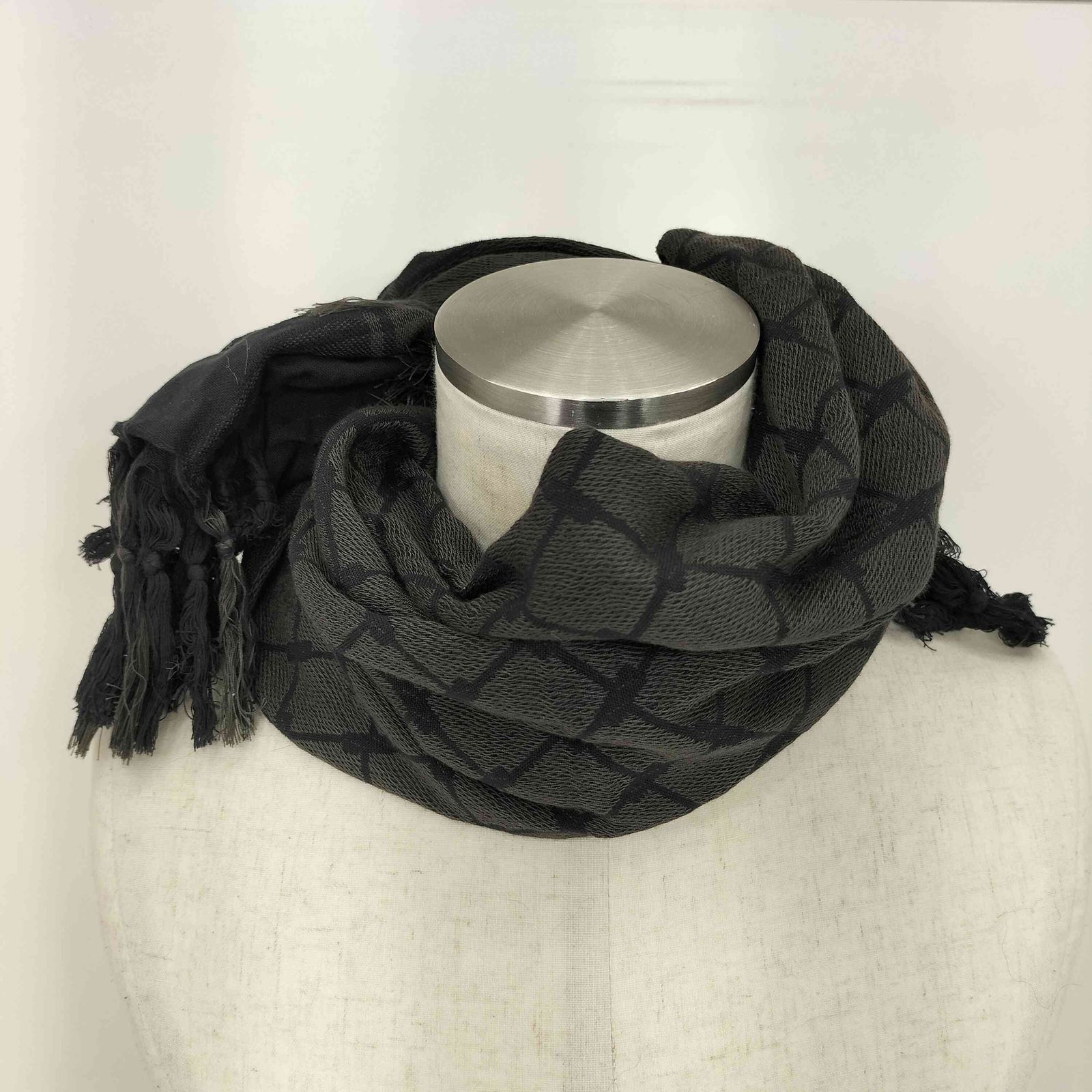 NEIGHBORHOOD(ネイバーフッド) 90-00s フリンジデザイン 総柄 大判マフラー メンズ 表記無 【中古】【ブランド古着バズストア】 ネイバーフッド NEIGHBORHOOD 90-00s フリンジデザイン 総柄 大判