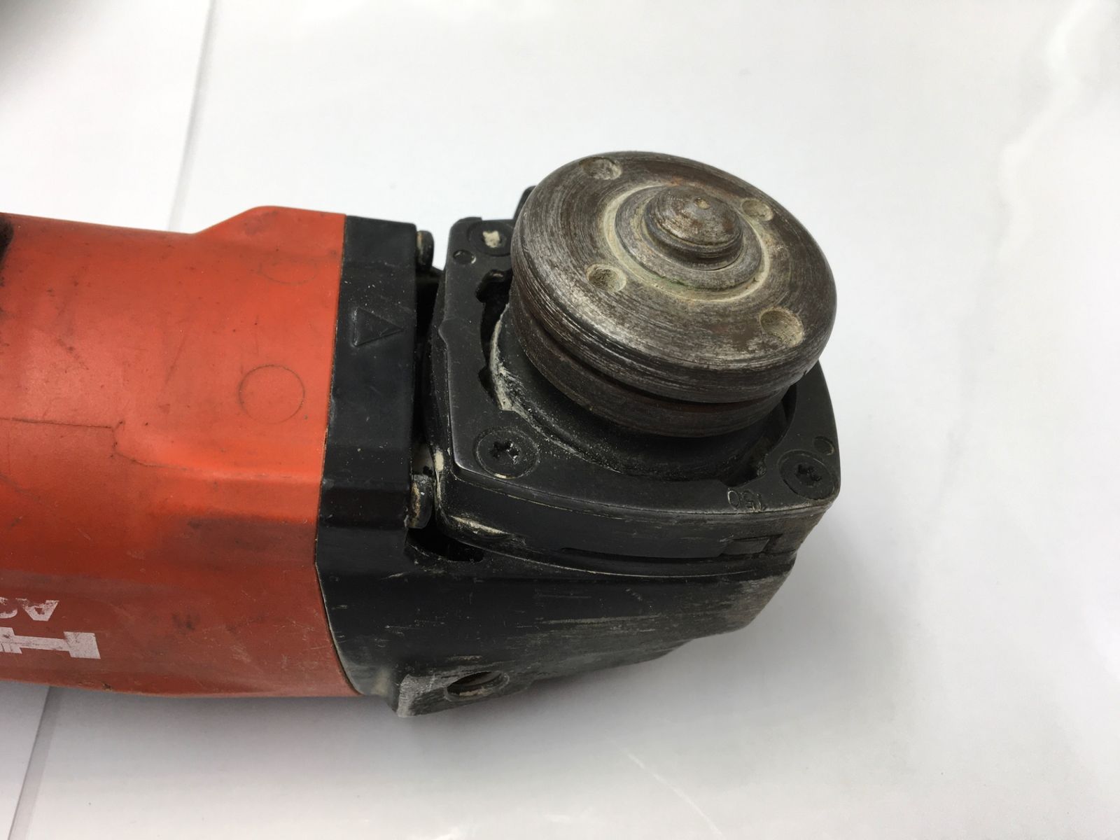 品 〇HILTI |ヒルティ アングルグラインダー 本体 ケースのみ AG 150-A 36 エコツー M 02