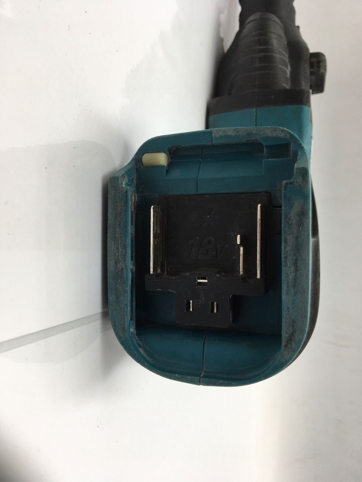  品 Makita|マキタ 18 v 16 mm充電式ハンマドリル HR 165 DZ 本体のみ エコツー M 02 電動ハンマードリル ドリル ドライバー レンチ