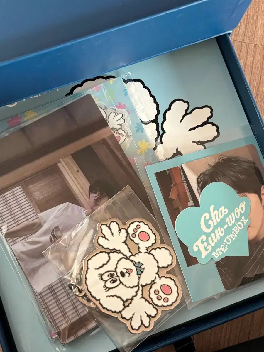 チャ・ウヌ 2025 公式 フォトブック PHOTOBOOK ME:UNBOX - メルカリ