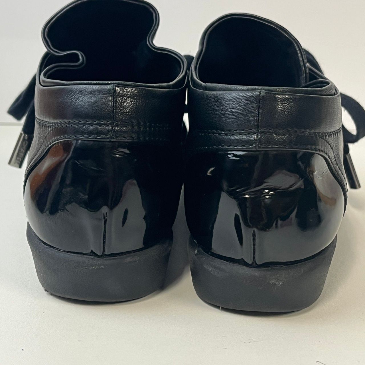 中古品】 CHANEL シャネル レザー エナメル ショートブーツ ブラック