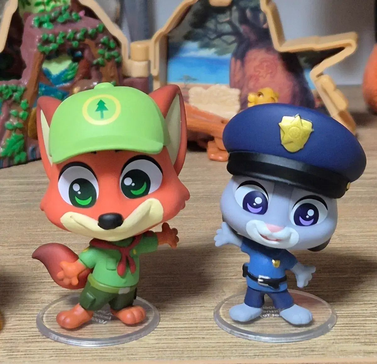 ズートピア コスビー 어린 ニック・ジュディ フィギュア