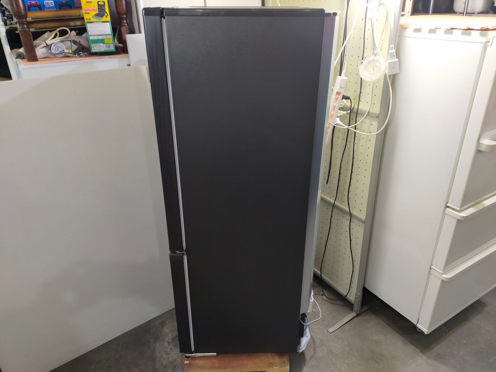 冷蔵庫 アクア AQR-20E2 201L 2023年製 - メルカリ