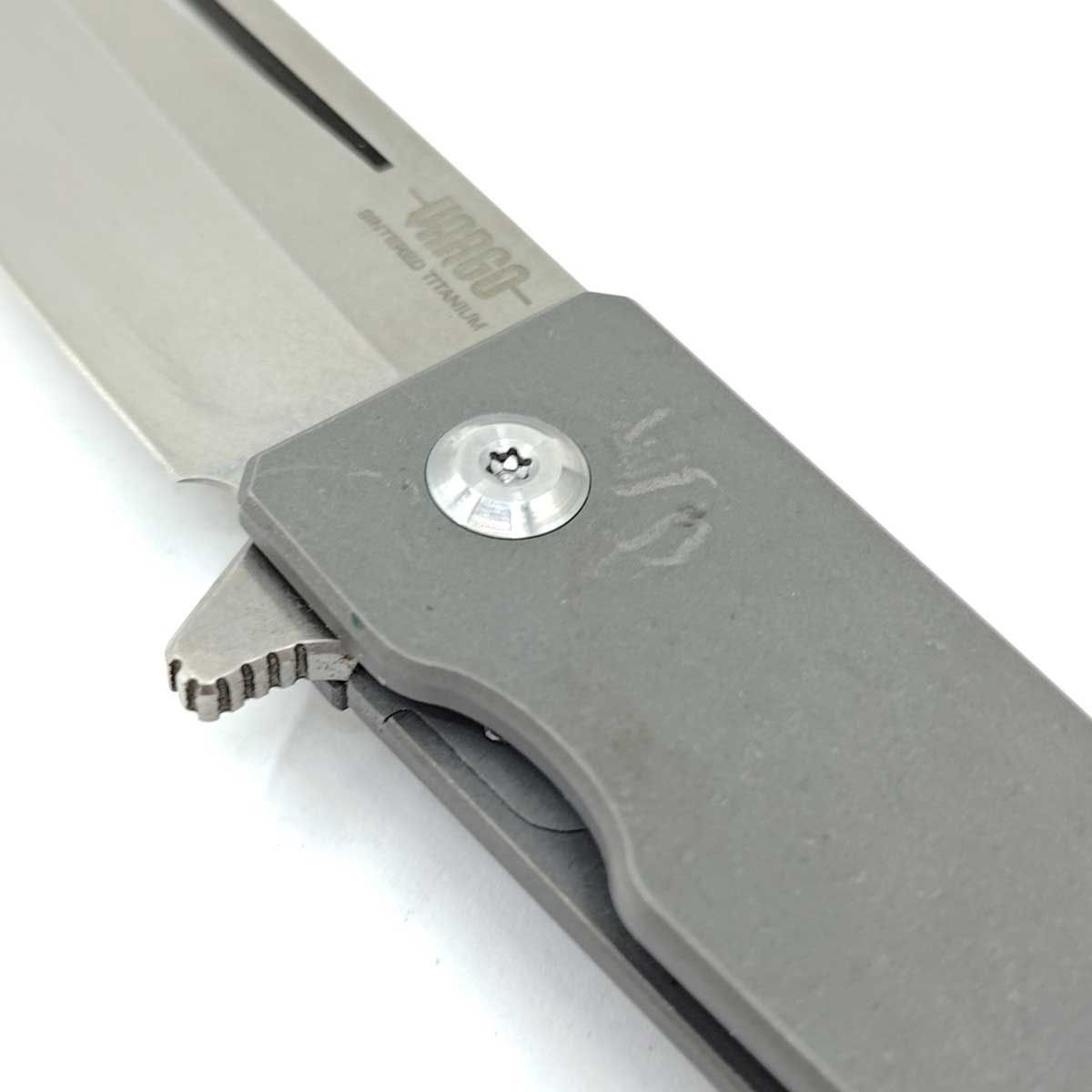 シンタードチタニウムナイフ