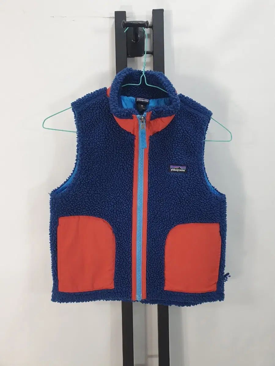 パタゴニア キッズ フリース ベスト シープスキン ボア ネイビー xs 5 6 y
