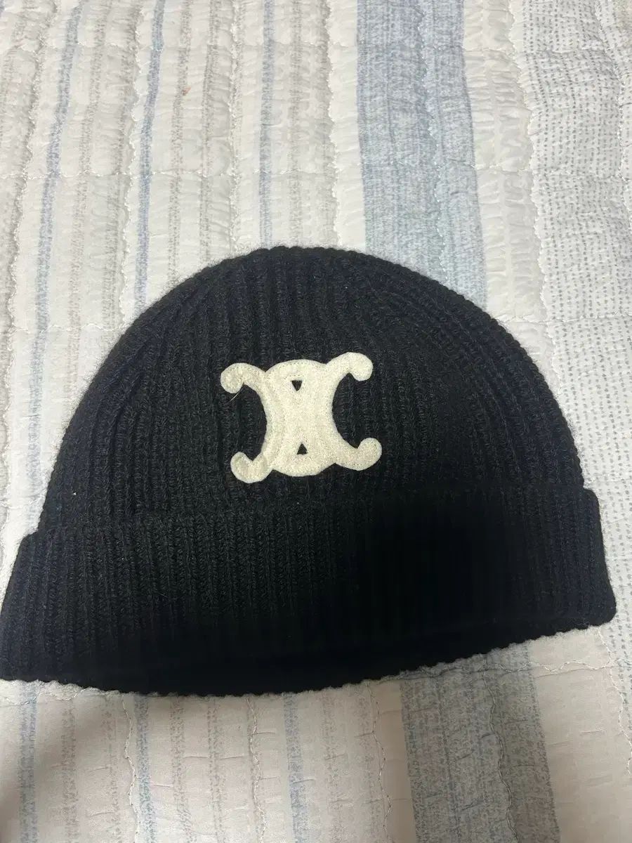 Celine セリーヌ ブラック ニット ビーニー - メルカリ