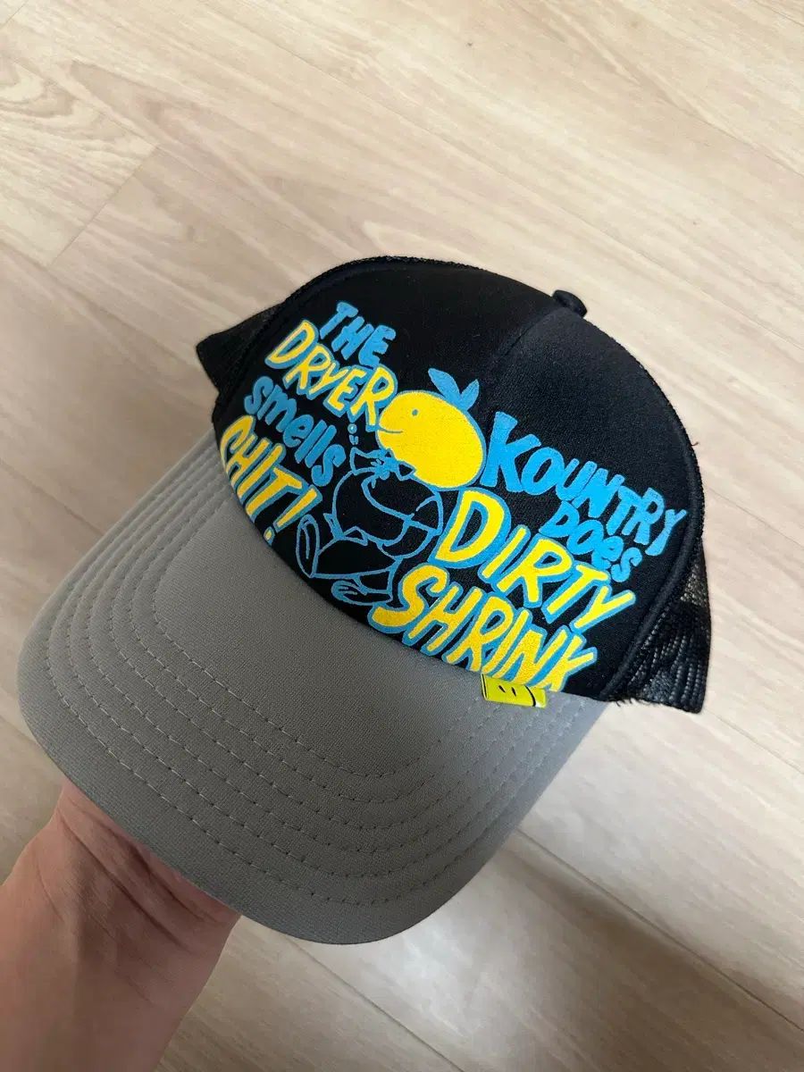 free KAPITAL コニカウボウイ トラッカー キャップ ブラック